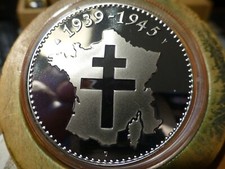 Medaille ans victoire d'occasion  Pont-de-l'Arche
