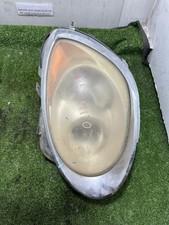 Faro anteriore destro usato  Italia