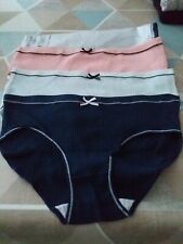 Culotte femme neuve d'occasion  Senlis
