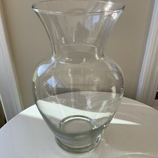 Vintage flower vase for sale  Oswego