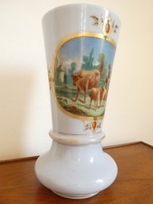 Vase circulaire opaline d'occasion  Lisle-sur-Tarn