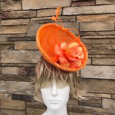 Chapéu Orange Fascinator. Feito à mão em Nova York. Derby, casamento. Tamanho único serve para todos.  comprar usado  Enviando para Brazil