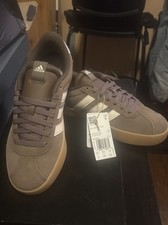 Size adidas court d'occasion  Expédié en Belgium