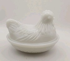 Usado, Prato coberto vintage de vidro leitoso branco galinha no ninho comprar usado  Enviando para Brazil