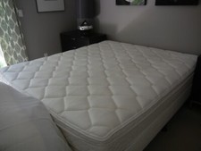 Select comfort sleep for sale  Central Square