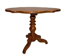 Elegante tavolo stile usato  Borgo San Dalmazzo