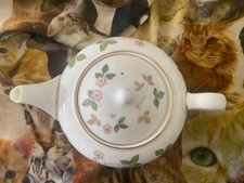 Wedgwood teiera fragola usato  Spedire a Italy