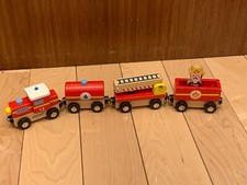 Janod wooden train d'occasion  Expédié en Belgium