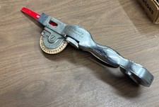 Máquina de Tapeçaria Vintage DYMO-MITE M22 Gravação Manual Etiqueta Fabricante - Testado FUNCIONANDO comprar usado Máquina de Tapeçaria Vintage DYMO-MITE M22 Gravação Manual Etiqueta Fabricante - Testado FUNCIONANDO comprar usado  Enviando para Brazil