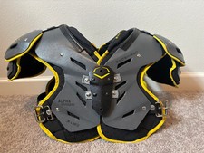 Almofadas de ombro de futebol juvenil Evosheild Alpha cinza e amarelo. Tamanho Jr. Grande, usado comprar usado  Enviando para Brazil