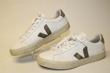 Veja mens size d'occasion  Expédié en Belgium