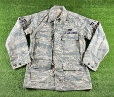 Casaco utilitário masculino 38R verde camuflagem digital manga longa Força Aérea dos EUA, usado comprar usado  Enviando para Brazil