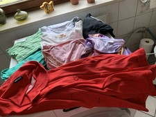 Damen bekleidungspaket shirts gebraucht kaufen  Tittling