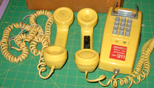 Vintage Western Electric BELL SYSTEMS 2554BM Telefone Botão Anos 70 Amarelo EUA, usado comprar usado Vintage Western Electric BELL SYSTEMS 2554BM Telefone Botão Anos 70 Amarelo EUA, usado comprar usado  Enviando para Brazil
