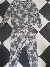 Review jogginghose shirt gebraucht kaufen  Ennigerloh