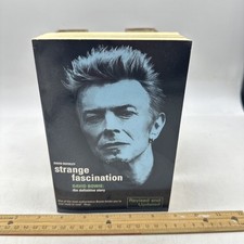 Strange Fascination: David Bowie: The Definitive Story - Paperback - ACCEPTABLE comprar usado  Enviando para Brazil