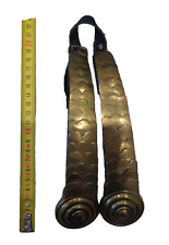 Pair chin straps d'occasion  Expédié en Belgium