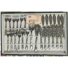 Servizio posate intarsiate usato Servizio posate intarsiate usato  Assemini