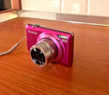 Fotocamera digitale fujifilm usato  Piacenza