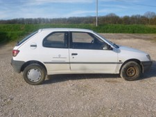 Pompe injection 1.9d d'occasion Pompe injection 1.9d d'occasion  Cosne-Cours-sur-Loire