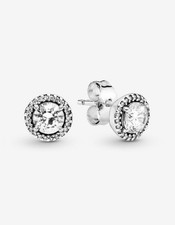 Timeless elegance round for sale  STANFORD-LE-HOPE