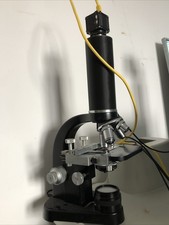 Leitz microscopio campo usato Leitz microscopio campo usato  Spedire a Italy