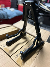 supporto chitarra legno usato supporto chitarra legno usato Verrua Savoia