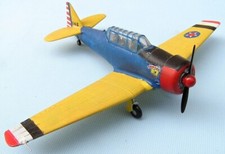 NORTH AMERICAN AT-6 Texan, USAF, 1948 * pincel-pintura, escala 1/72, modelo colecionável comprar usado  Enviando para Brazil