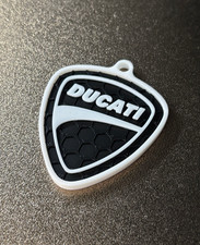 Portachiavi logo ducati usato  Messina
