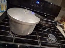 Pressure cooker old for sale  Elkhart