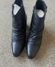 Moda pelle coralie for sale  WALLASEY