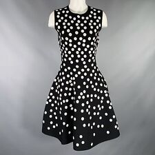 Vestido linha A CAROLINA HERRERA tamanho M preto branco mistura de viscose bolinhas comprar usado  Enviando para Brazil