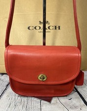 Bolsa Vintage Coach 9815 COLEGIADA Couro Vermelho Cereja Ferragem Dourada Feita em Nova York Excelente! comprar usado  Enviando para Brazil