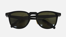 Pre owned celine d'occasion  Expédié en Belgium