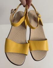 Hotter yellow tropic for sale  WORCESTER