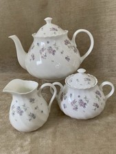 Wedgwood april flowers for sale  HARROGATE