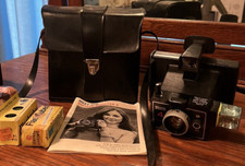 Câmera Polaroid Square Shooter 4 vintage da década de 1970 com acessórios comprar usado  Enviando para Brazil