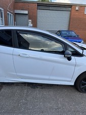 White ford fiesta for sale  SUNDERLAND