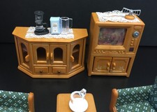 ✨ Conjunto de sala de estar Sylvanian Families Japão TV e aparador raro vintage caixa de época comprar usado  Enviando para Brazil