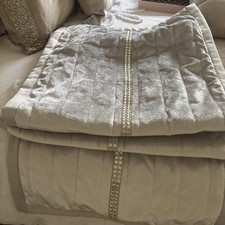 Kylie bed runner for sale  GRAYS