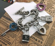 VICTORIA'S SECRET Coração robusto, chave, fechadura, pulseira de berloques pendurados, seminovo! comprar usado  Enviando para Brazil