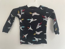 Blusa Carters bebê menino jatos de avião coloridos 100% algodão manga longa PJ preta 12M comprar usado  Enviando para Brazil