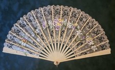 Ventilador de mão antigo de renda e pintado Pansies, Ca. Década de 1890, usado comprar usado  Enviando para Brazil
