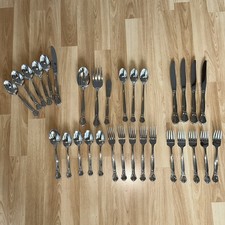 Oneida stainless deluxe for sale  Freeport