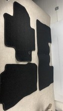 Tapis sol nissan d'occasion  La Chapelle-Saint-Luc