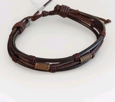 Bracelet design élégant d'occasion  Peaugres