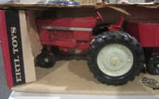Ertl International Harvester Mini-Tractor Wagon Set Die Cast # 52 Estado perfeito caixa 1/32, usado comprar usado  Enviando para Brazil