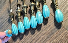 Usado, Puxadores de armário estilo vintage azul água porcelana e latão antigo novo sem etiquetas (conjunto de 8) comprar usado Usado, Puxadores de armário estilo vintage azul água porcelana e latão antigo novo sem etiquetas (conjunto de 8) comprar usado  Enviando para Brazil
