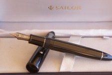 Exceptionnel stylo plume d'occasion  Saïx