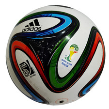 Bola de futebol Adidas Brazuca 2014 Copa do Mundo FIFA Brasil jogo oficial tamanho 5 comprar usado  Enviando para Brazil